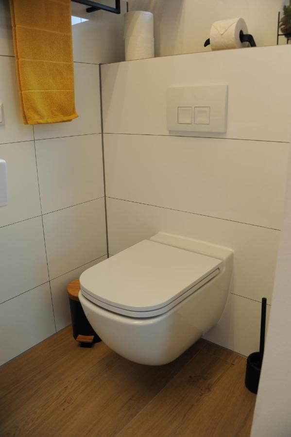 Studio-Apartment Kontaktloser Check-In Мекенбойрен Екстер'єр фото