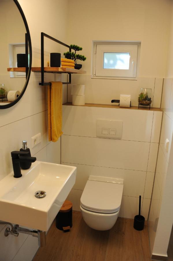 Studio-Apartment Kontaktloser Check-In Мекенбойрен Екстер'єр фото