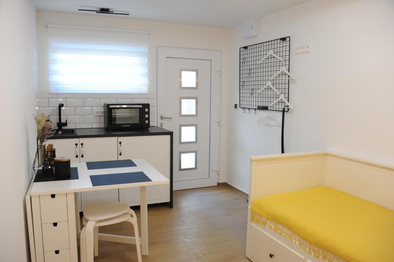 Studio-Apartment Kontaktloser Check-In Мекенбойрен Екстер'єр фото